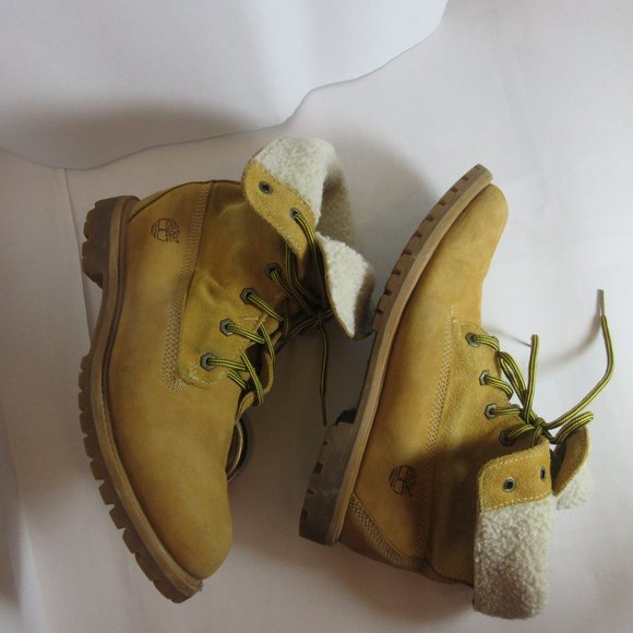 Timberland Women's Fleece Roll Down Boots - Tan size 10W - Picture 1 of 13